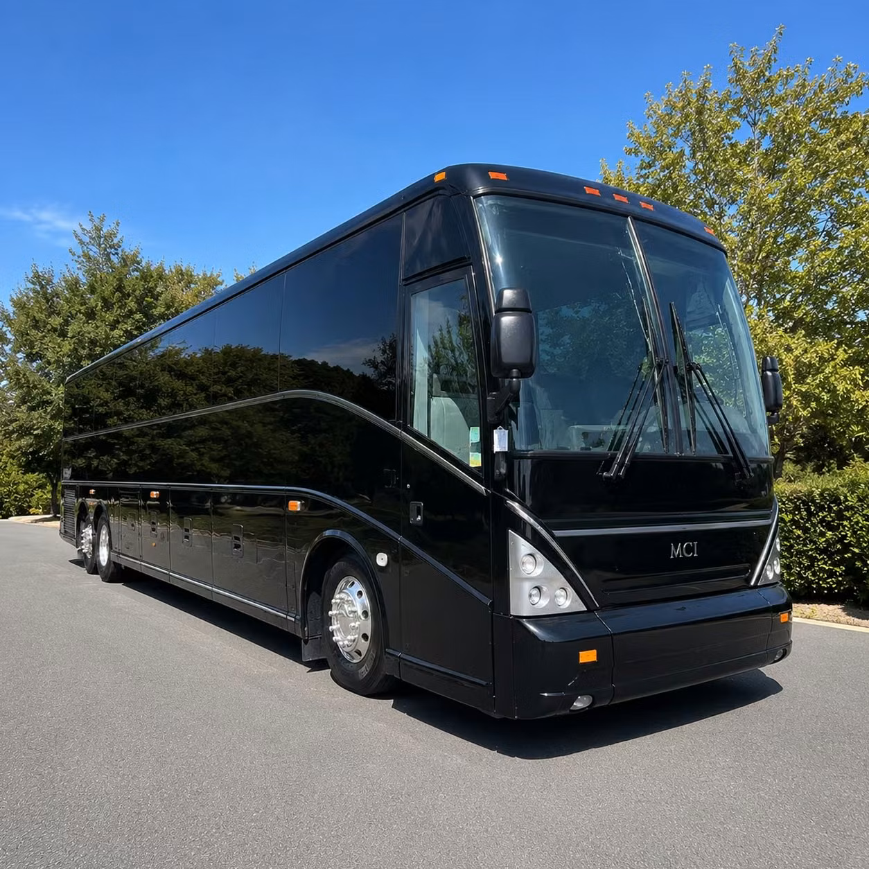 with coachbusstpaul com securing a charter bus for st paul sports events has never been simpler
